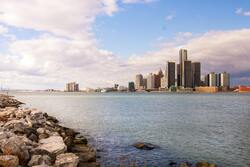 Day time image of the detroit skyline